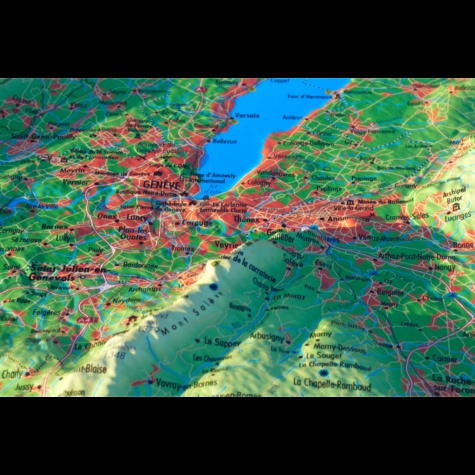Carte en relief du Jura & Léman. 1/195 000
