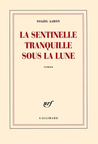La sentinelle tranquille sous la lune
