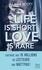 Life is short, Love is rare. Évadez-vous avec la nouveauté New Adult d'Alana Scott, l'autrice aux 10 millions de vues sur Wattpad