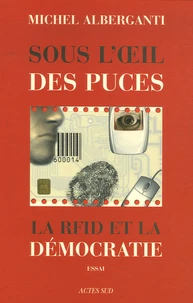 Sous l'oeil des puces