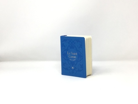 Le Saint Coran et la traduction en langue française du sens de ses versets. Couverture tissu bleu-gris