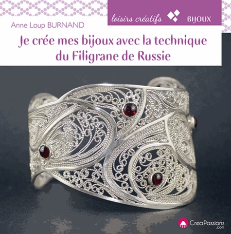 Anne Loup Burnand - Je crée mes bijoux avec la technique du filigrane de Russie.