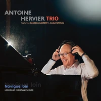 Navigue loin