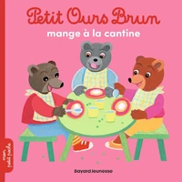 Petit Ours Brun mange à la cantine