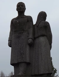 Sotatarkkailija