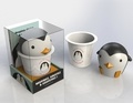  Marabout - Coffret Jeux de mains - Le livre Respirez, sirotez & squishez ! avec 1 mug et 1 squichy Pingouin.