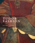 Lynn Eleri - Tudor fashion.