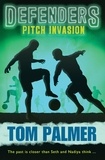Tom Palmer et David Shephard - Pitch Invasion.