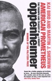 Kai Bird et Martin J. Sherwin - American Prometheus - The Triumph and Tragedy of J. Robert Oppenheimer.