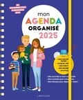 Larousse - Mon agenda Famille Organisée - De septembre 2024 à decembre 2025. Avec 1 critérium, 1 pochette zippée, 1 bloc-note, des post-it et des stickers.