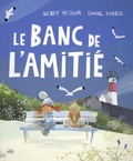 Daniel Egnéus et Wendy Meddour - Le banc de l'amitié.