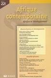 Emile Le Bris et Jean-Christophe Deberre - Afrique contemporaine N° 221/2007-1 : Décentralisations et développements.
