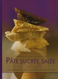  Komet - Pâte sucrée, salée & biscuits - Avec présentation des ingrédients et nombreuses recettes de cuisine.