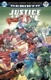 François Hercouët - Justice League Rebirth N° 15 : Le corps des Green Lantern déchire !.