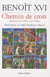  Benoît XVI - Chemin de croix au Colisée - Vendredi saint 2007.