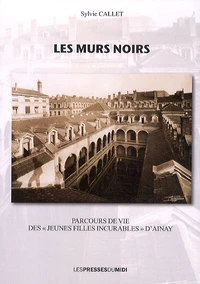 Les murs noirs