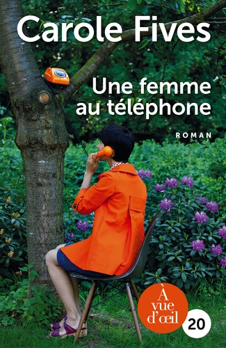 Une femme au téléphone Edition en gros caractères