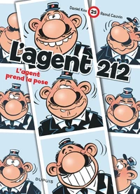 L'agent prend la pose