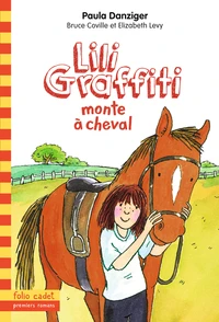 Lili Graffiti monte à cheval