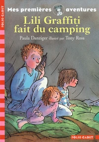 Lili Graffiti fait du camping