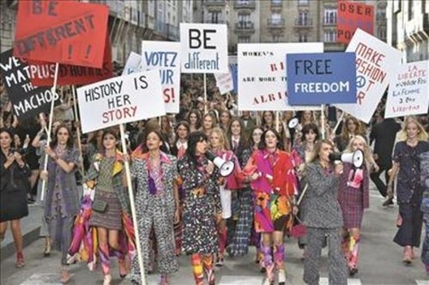 Chanel défilés. L'intégrale des collections de Karl Lagerfeld