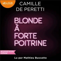 Blonde à forte poitrine