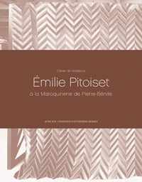 Marine Class à la manufacture Puiforcat ; Sébastien Gschwind à la Maroquinerie de Saint-Antoine ; Atsunobu Kohira aux Cristalleries de Saint-Louis ; Emilie Pitoiset à la Maroquinerie de Pierre-Bénite