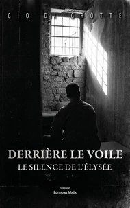 Derrière le voile