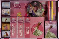  Disney - Coffret Disney princesse - 1 livre dejeux, 3 livres d'histoire, 1 livre de coloriage, 1 livret de cartes, 1 cd avec plein d'histoires, des stickers. 1 CD audio