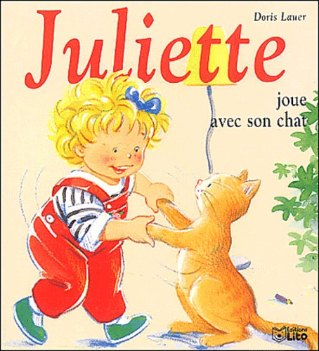 Doris Lauer - Juliette joue avec son chat.