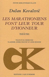 Les marathoniens font leur tour d'honneur.