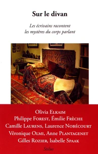 Sur le divan