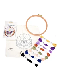 coffret broderie magique papillon