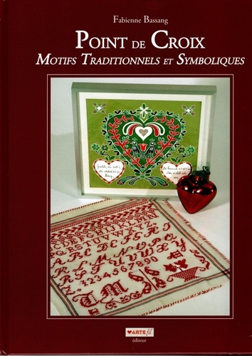 Fabienne Bassang - Point de Croix - Motifs traditionnels et symboliques.