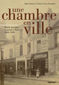 Une chambre en ville