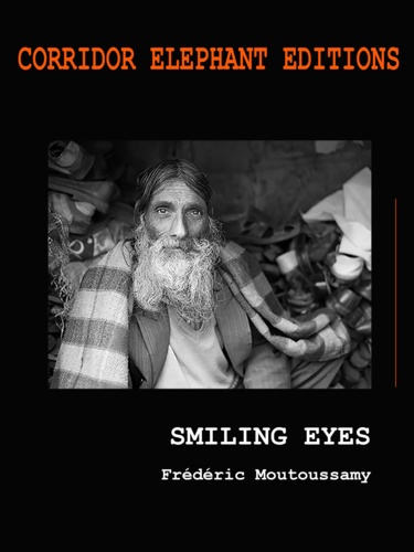 Smiling eyes. Photographies