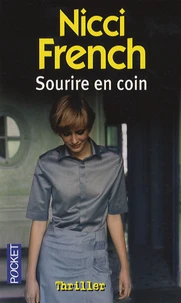 Sourire en coin