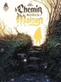 Le chemin derrière la maison