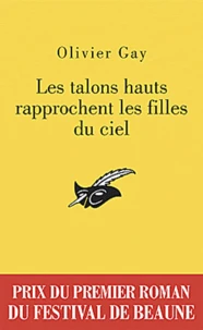 Les talons hauts rapprochent les filles du ciel