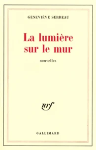 La lumière sur le mur