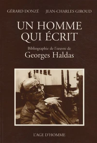 Un homme qui écrit