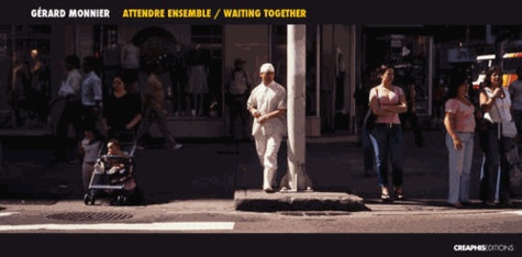 Attendre ensemble / Waiting together. Les formes et les lieux d'une pratique urbaine ordinaire