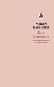 Dans la mansarde
