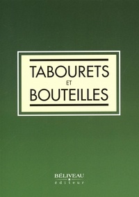  Hazelden Foundation - Tabourets et bouteilles.