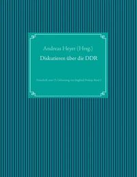 Diskutieren über die DDR
