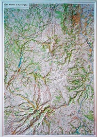 Monts dAuvergne - Carte en relief 1/100 000.pdf