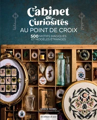 Cabinet de curiosités au point de croix