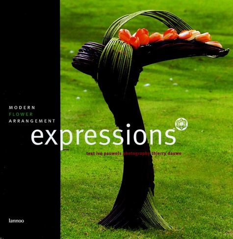 Ivo Pauwels - Expressions - Modern flower arrangement.