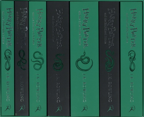 Harry Potter  Hogwarts House Editions Slytherin. Coffret en 7 volumes