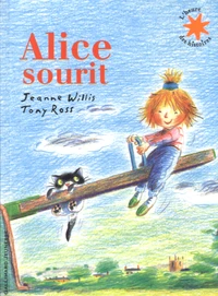 Alice sourit